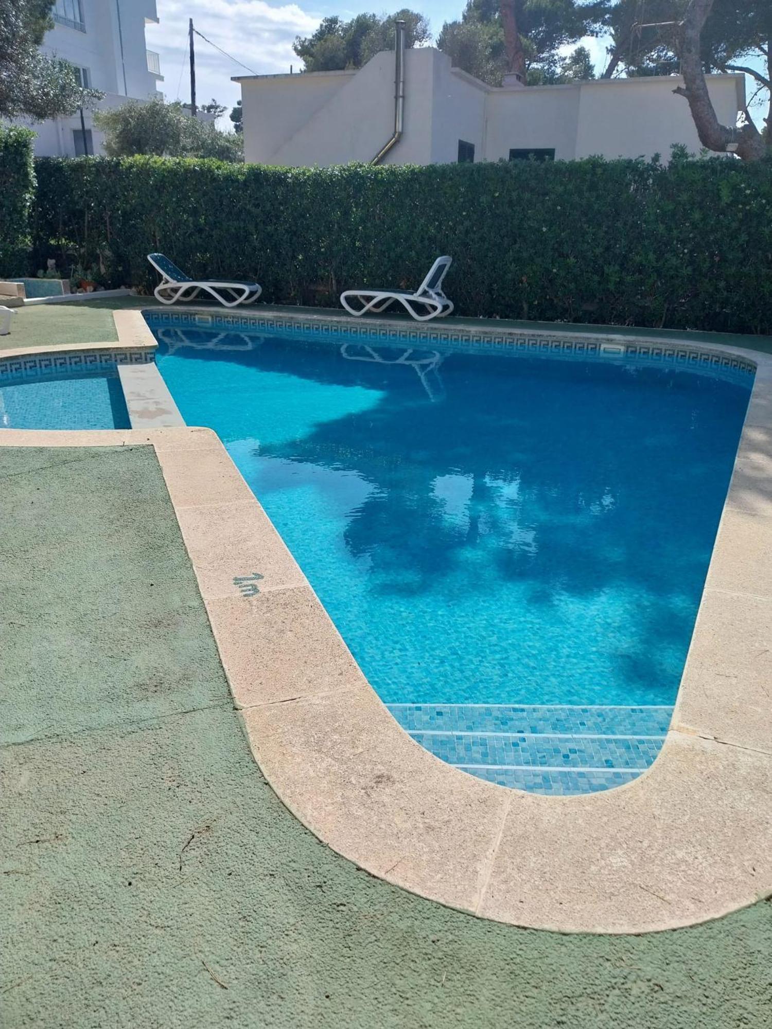 Es Pins Apartment Cala Blanca  Luaran gambar