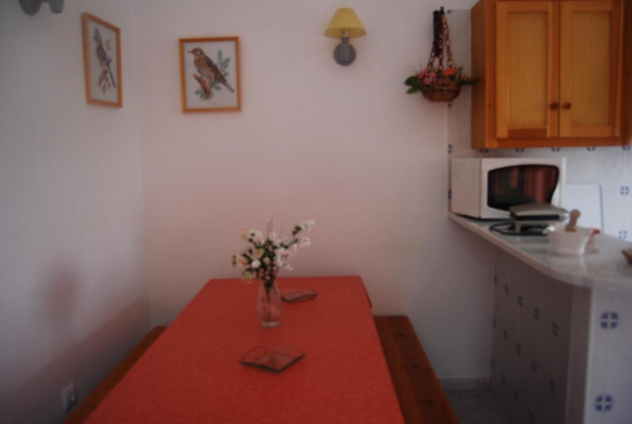 Es Pins Apartment Cala Blanca  Bilik gambar