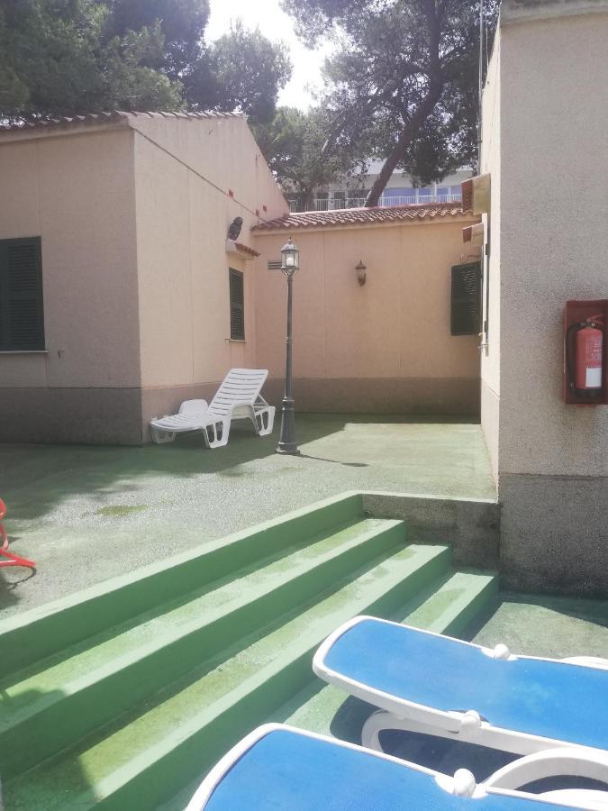 Es Pins Apartment Cala Blanca  Luaran gambar